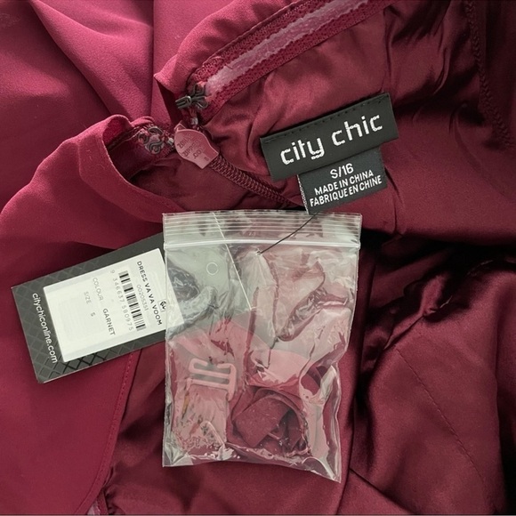 CITY CHIC Va Va Voom Dress In Garnet - Picture 8 of 9